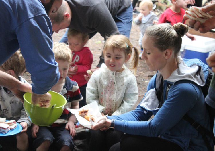 open day, base camp, farm, field, nursery, greatwoodfarm, boothby pagnell, woods, jam doughnuts, families, fire