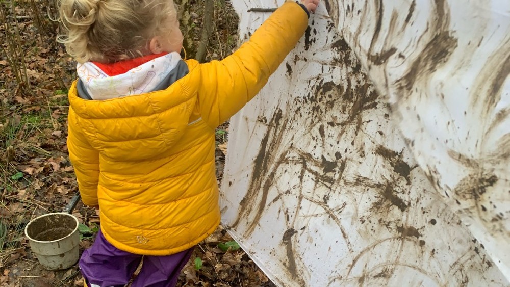 mud writing, Forest School